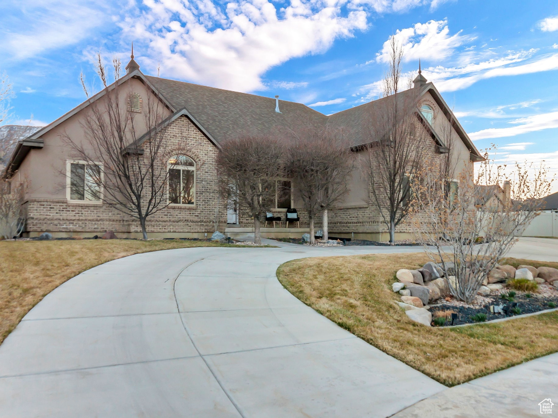 3857 S Windlass Rd, Saratoga Springs, Utah image 3