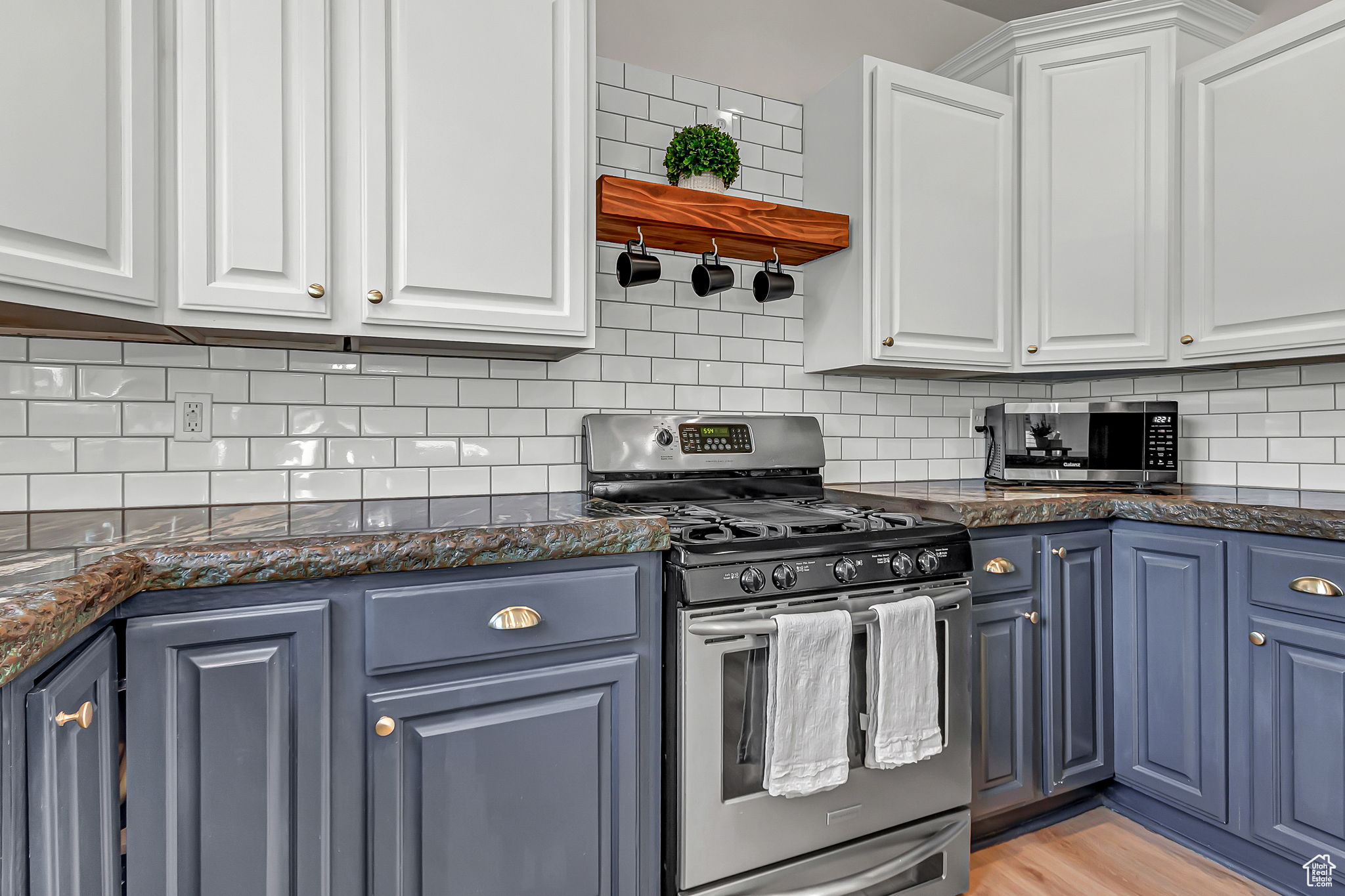 3857 S Windlass Rd, Saratoga Springs, Utah image 11
