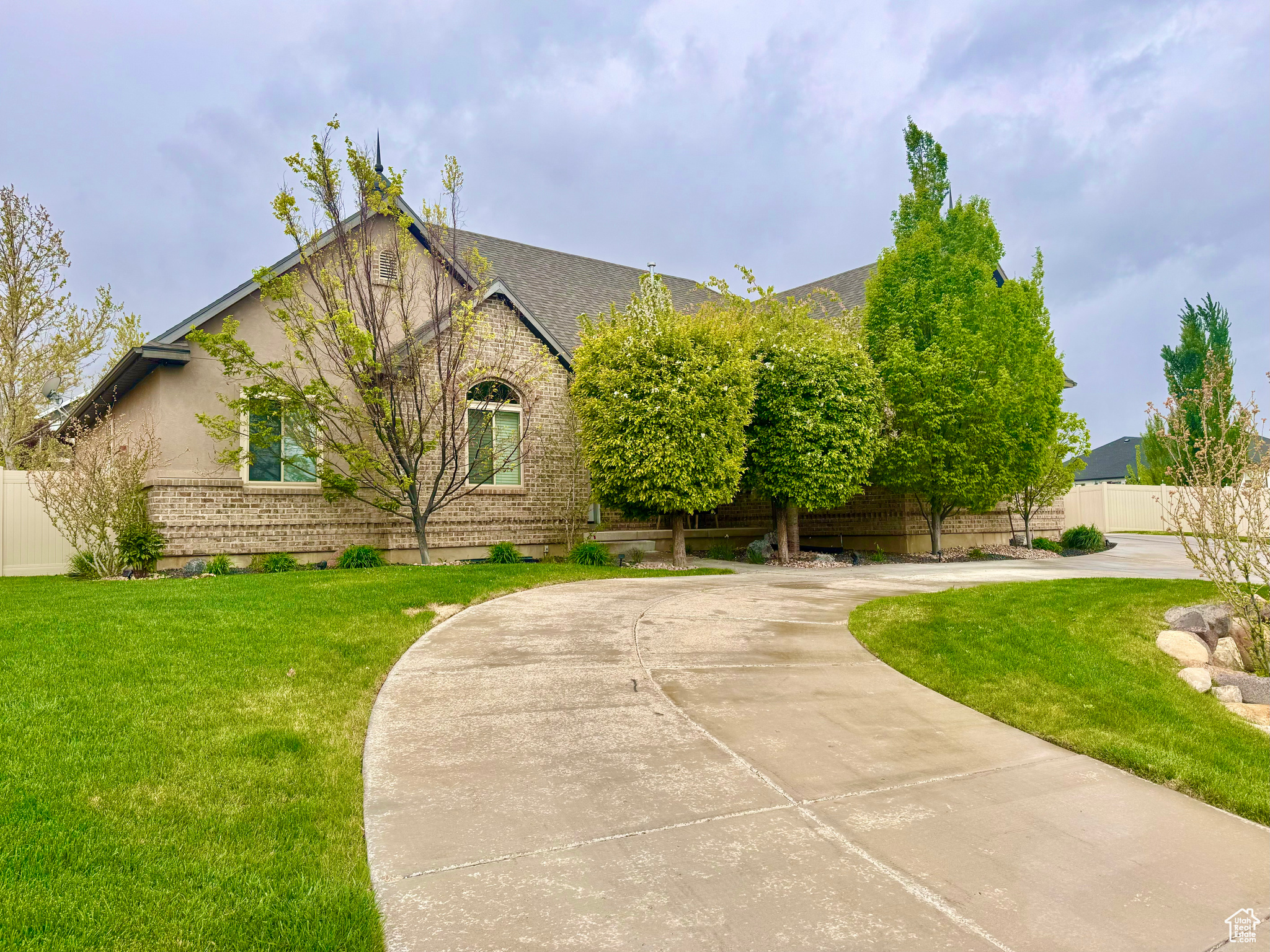 3857 S Windlass Rd, Saratoga Springs, Utah image 1