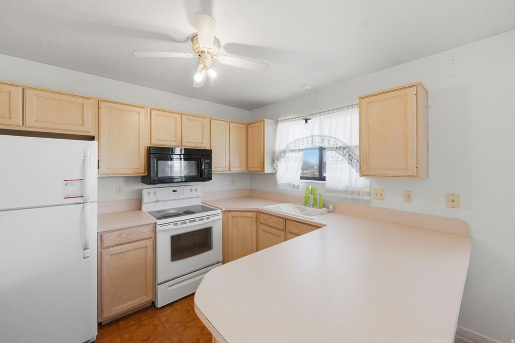 Photo of 3080 W 4600 S, Roy, UT 84067 (MLS # 2150200)