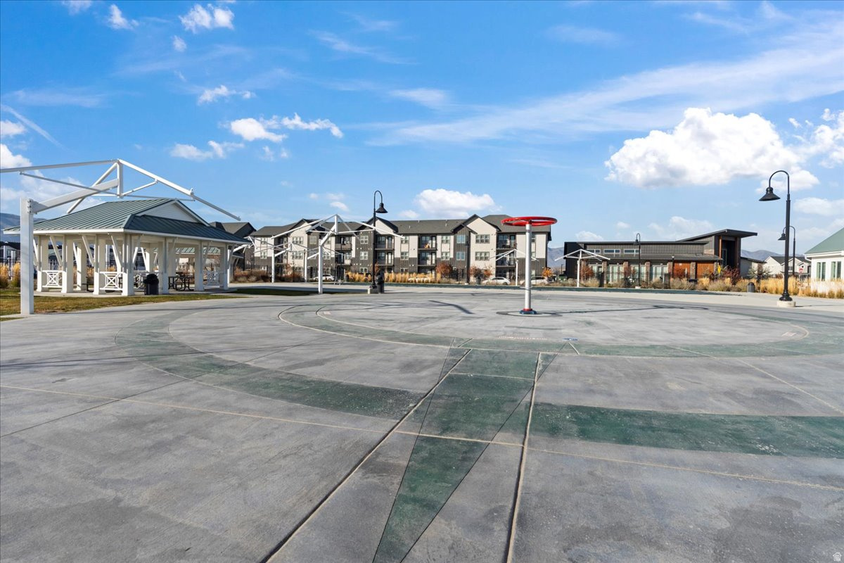 NORTHSHORE - Residential