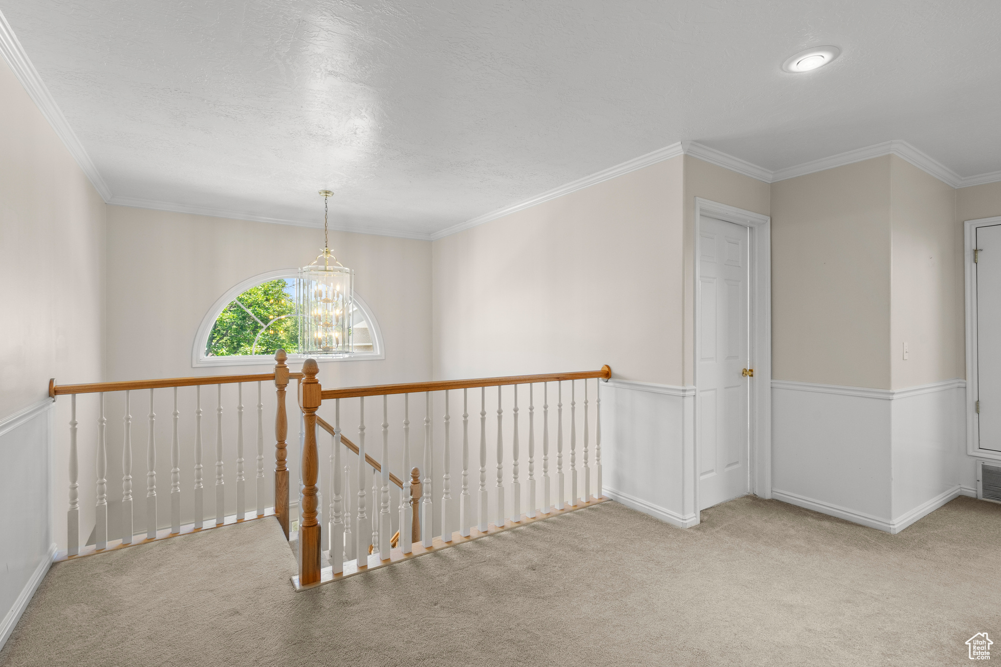 CARRIAGE CREEK - Residential