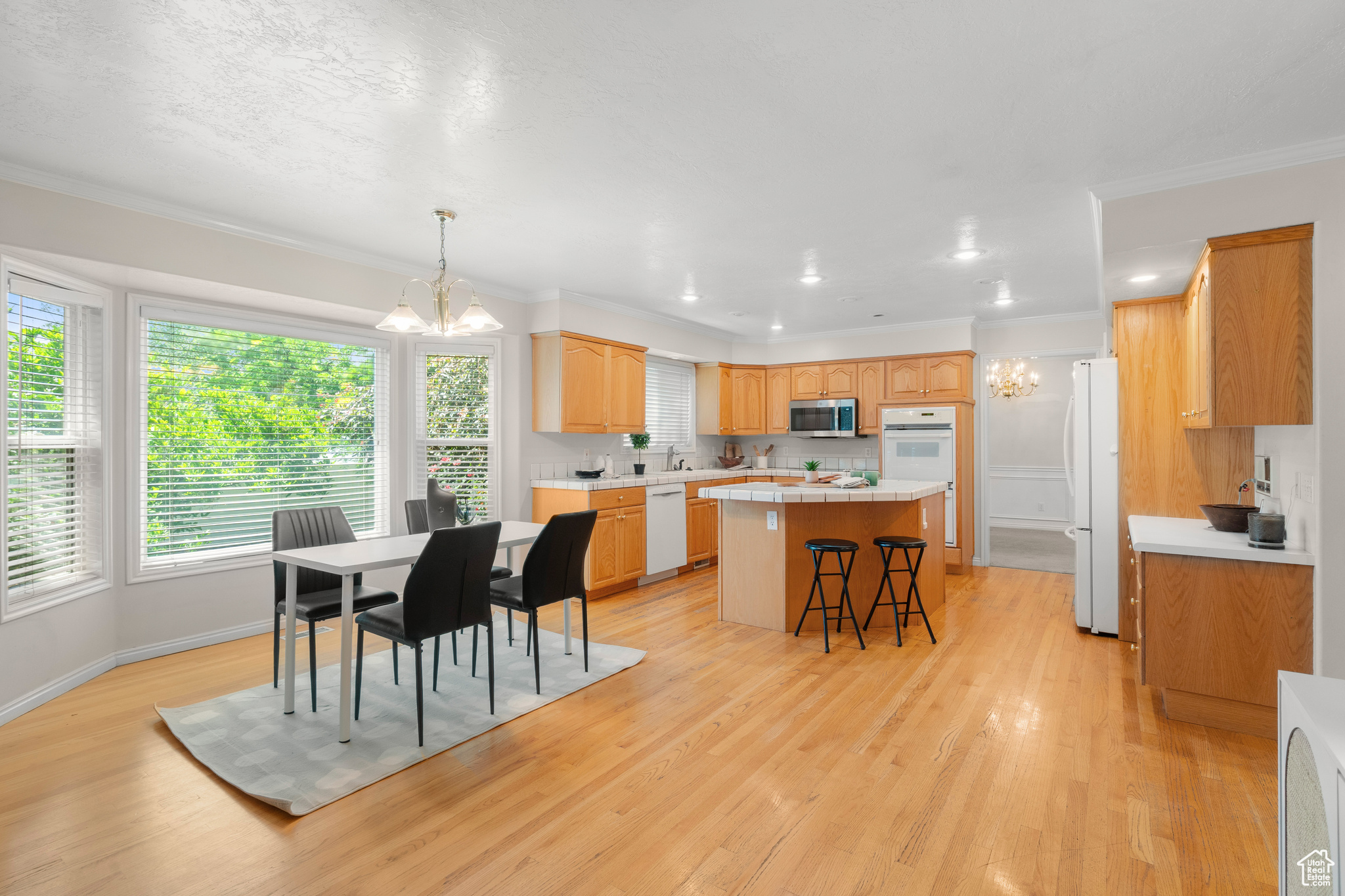 CARRIAGE CREEK - Residential