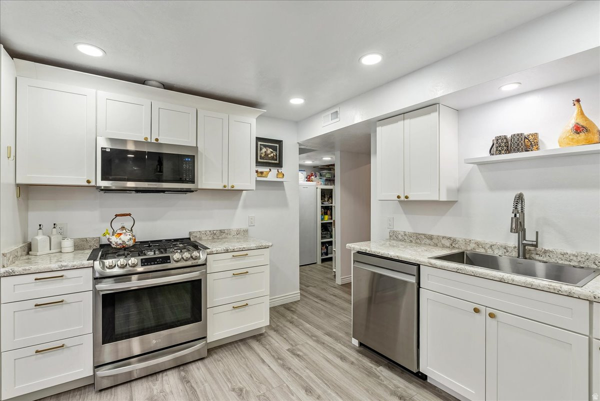 WESTERN - Residential