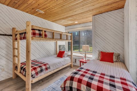 Tiny photo for 2100 CANYON RESORTS DR #5A, Park City, UT 84098 (MLS # 2116490)
