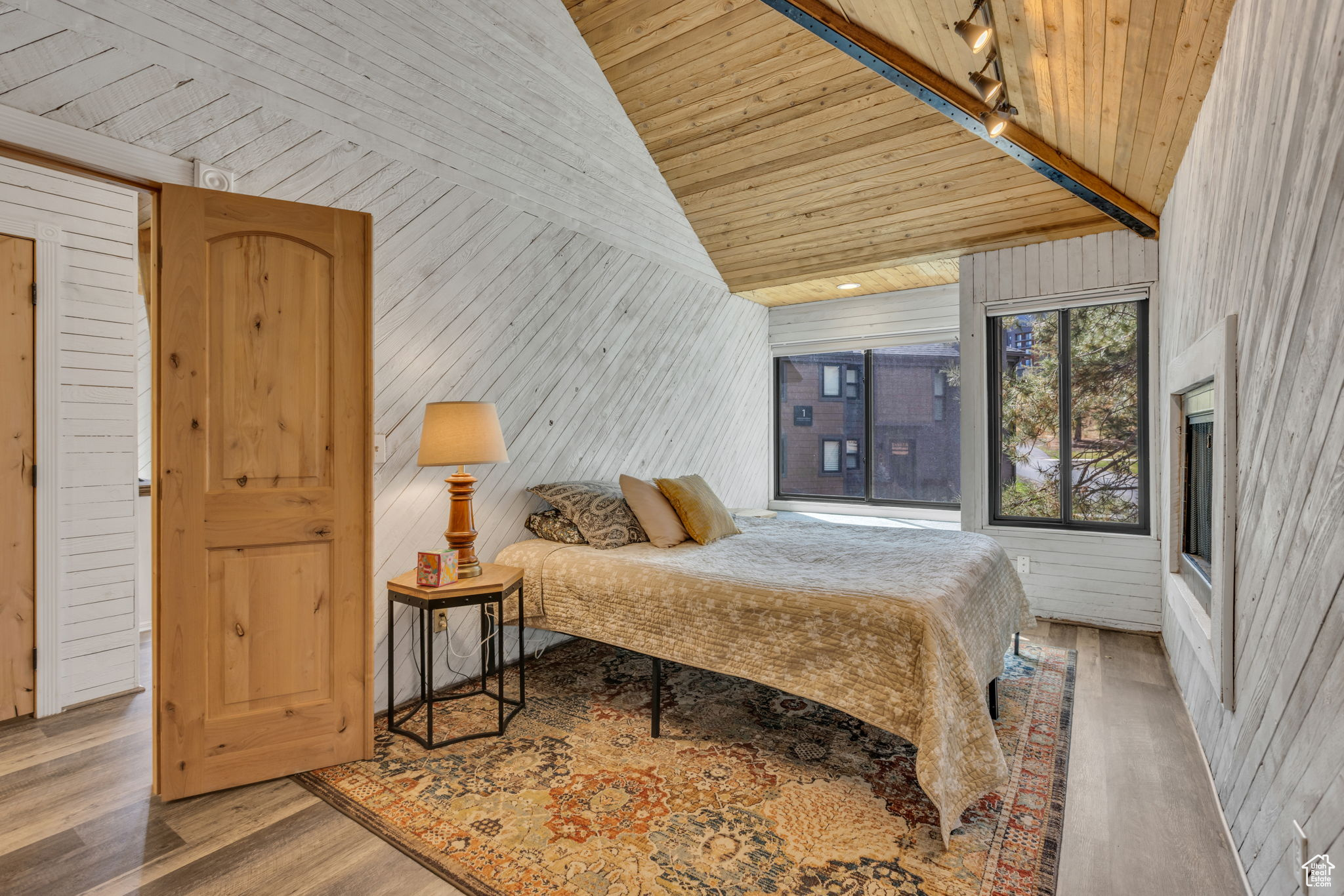 PARK WEST/HIDDEN CREEK - Residential
