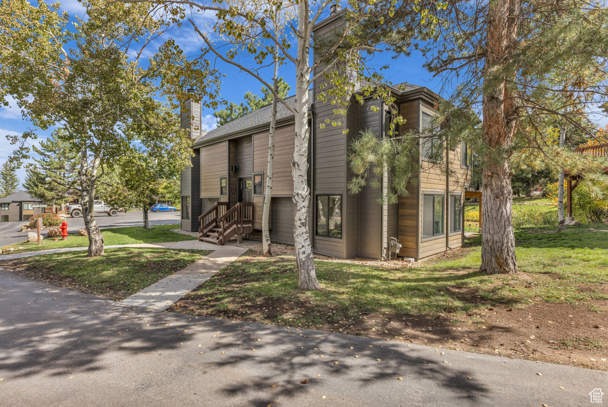 PARK WEST/HIDDEN CREEK - Residential