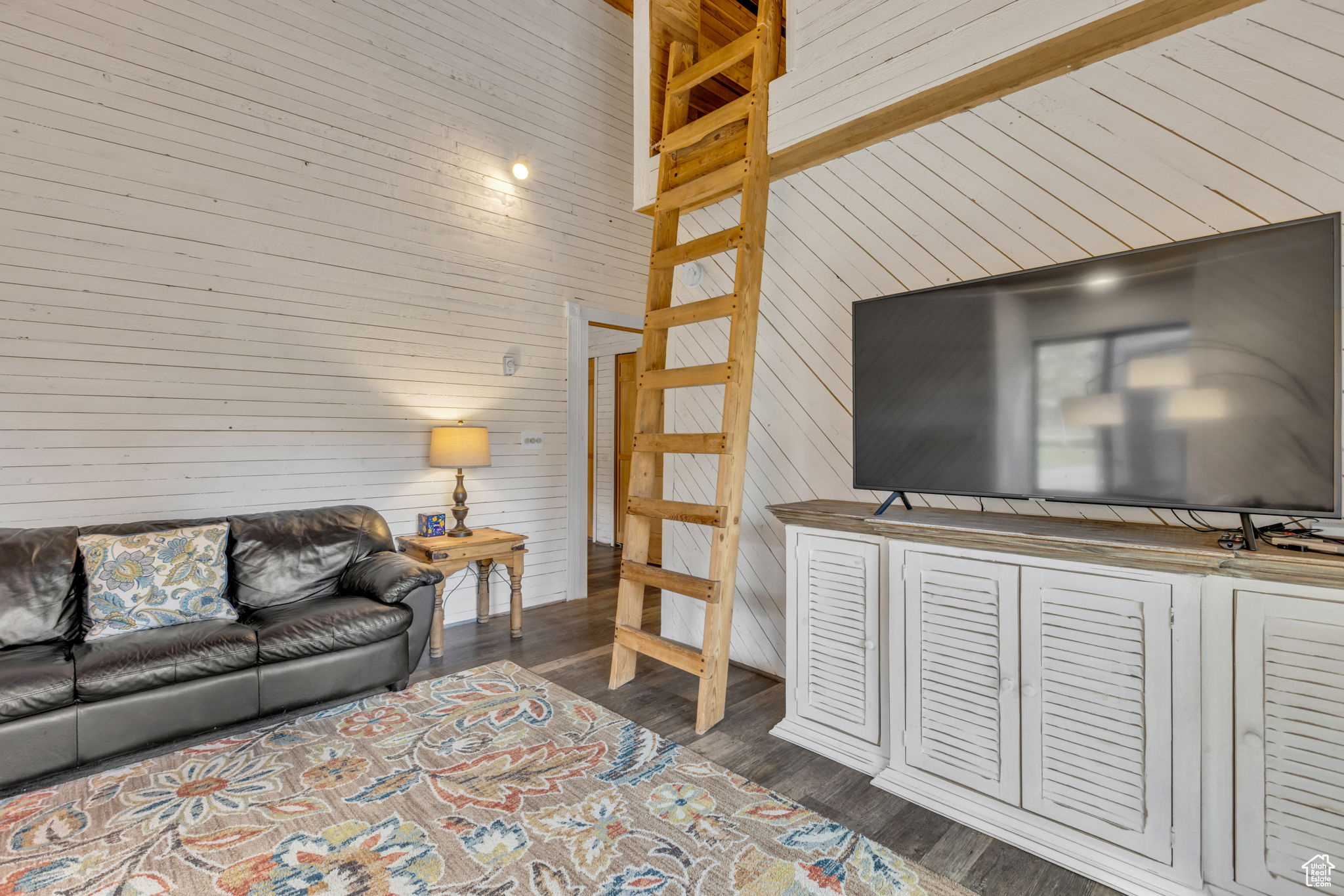PARK WEST/HIDDEN CREEK - Residential