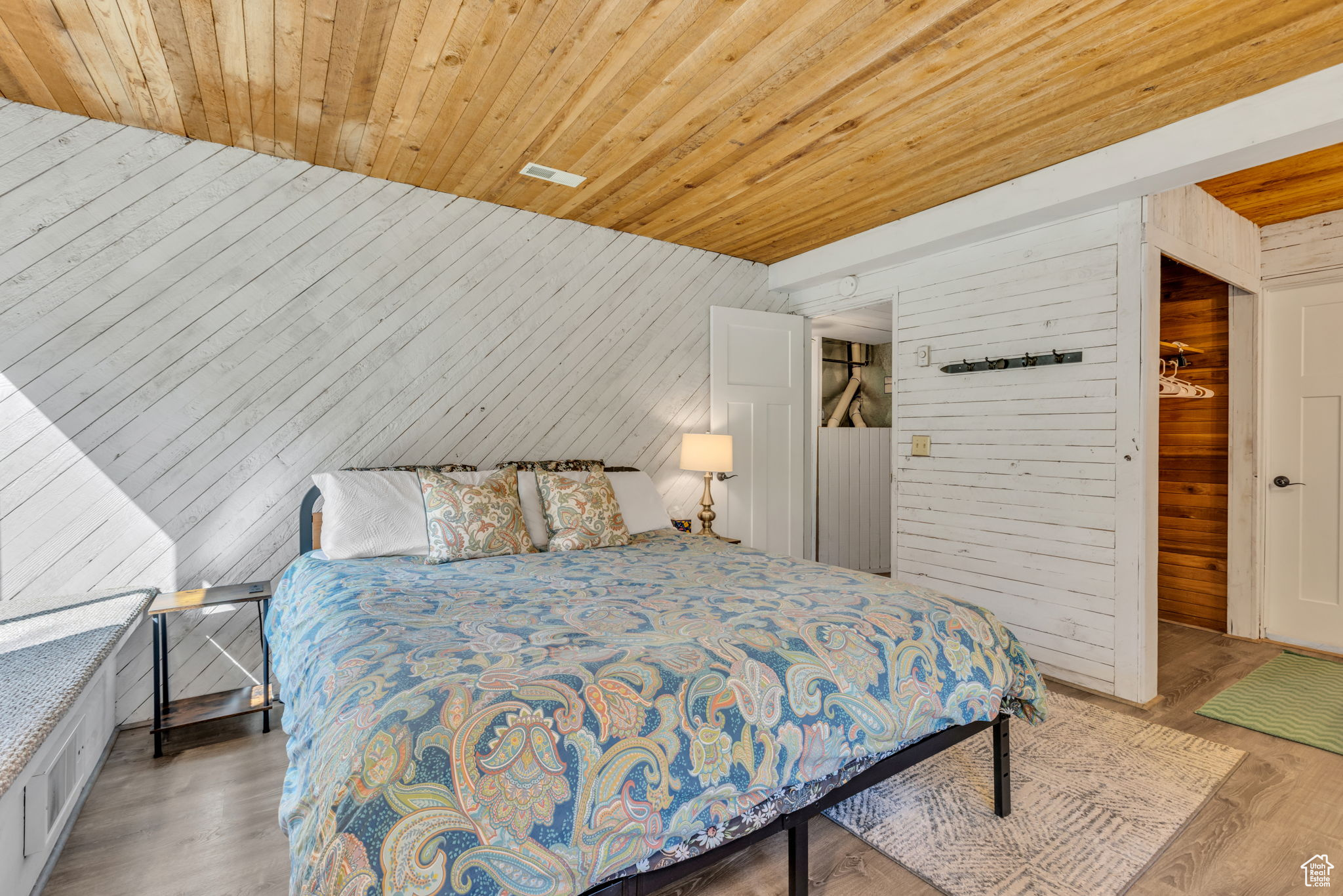 PARK WEST/HIDDEN CREEK - Residential