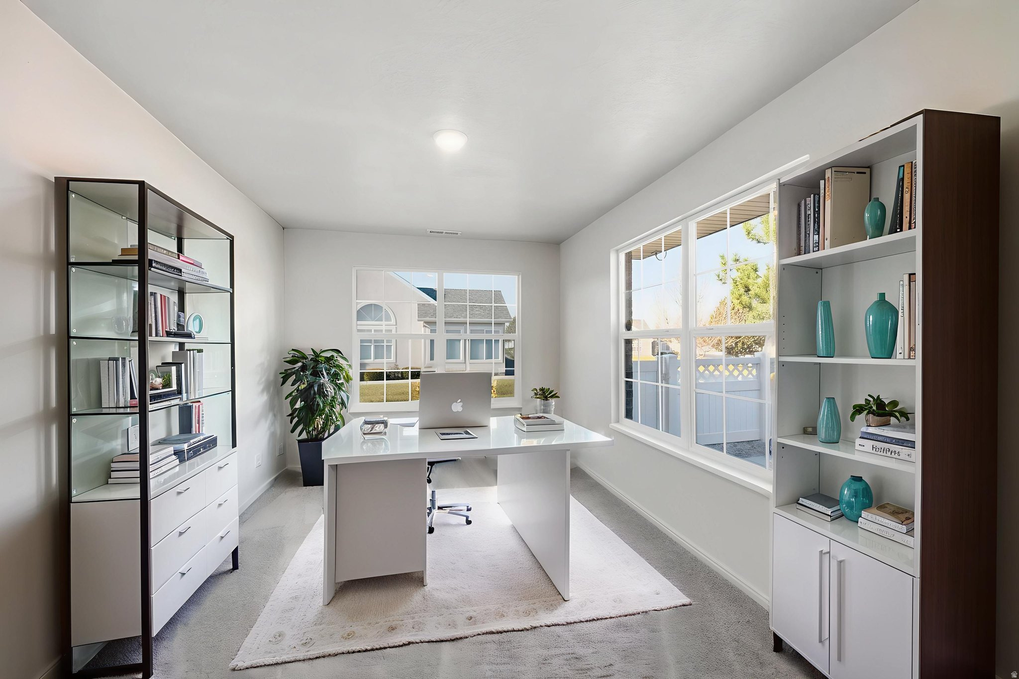 HUNTER VILLAS - Residential