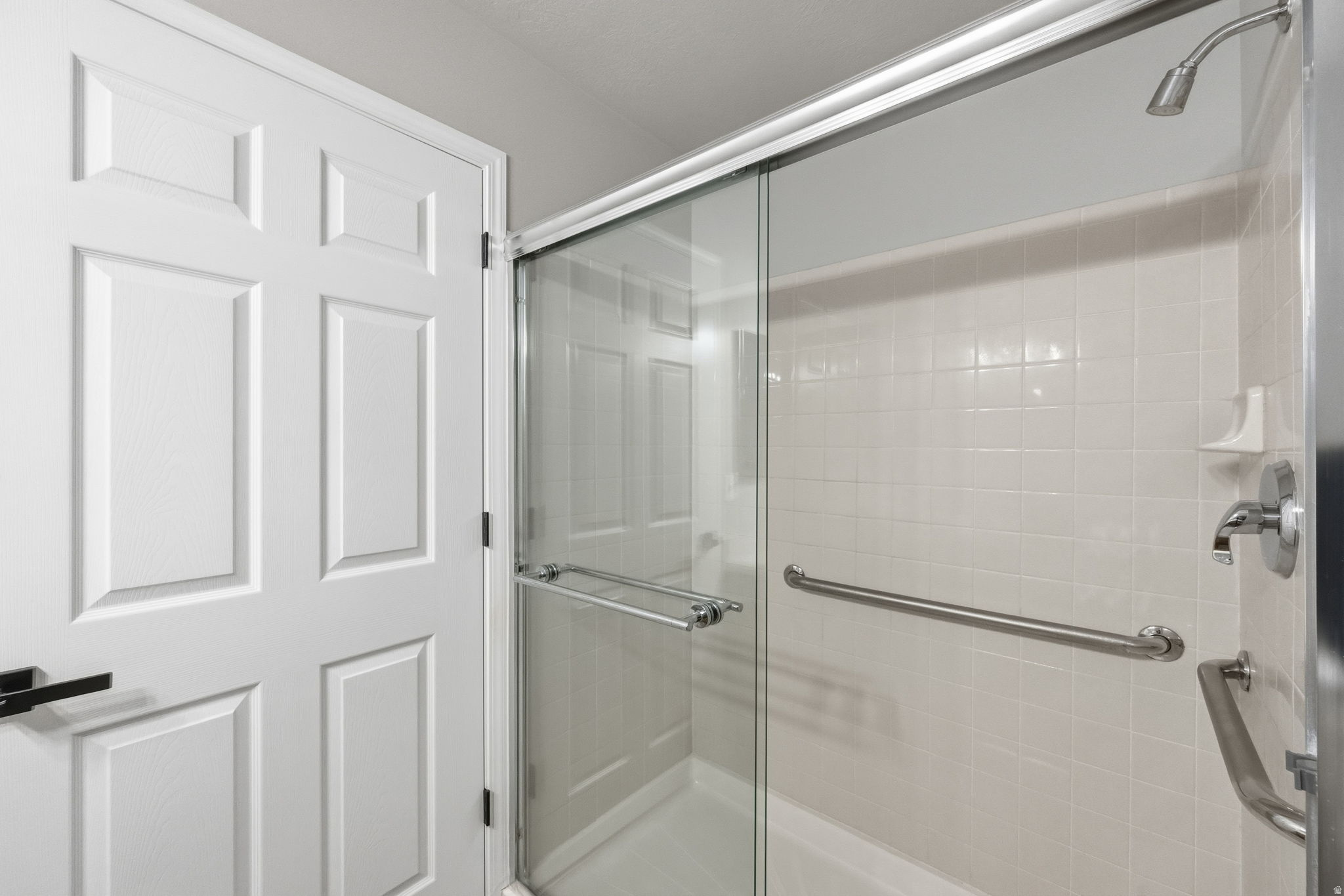 HUNTER VILLAS - Residential