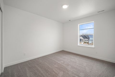 Tiny photo for 3317 S ZIGZAG HERON DR #801, Saratoga Springs, UT 84045 (MLS # 2142863)