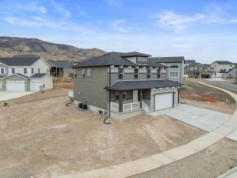 Tiny photo for 3317 S ZIGZAG HERON DR #801, Saratoga Springs, UT 84045 (MLS # 2142863)