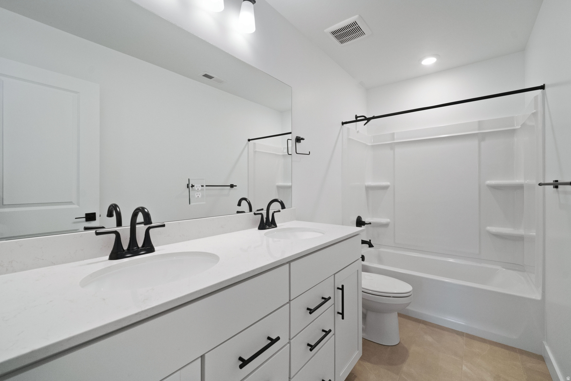 HERON HILLS - Residential