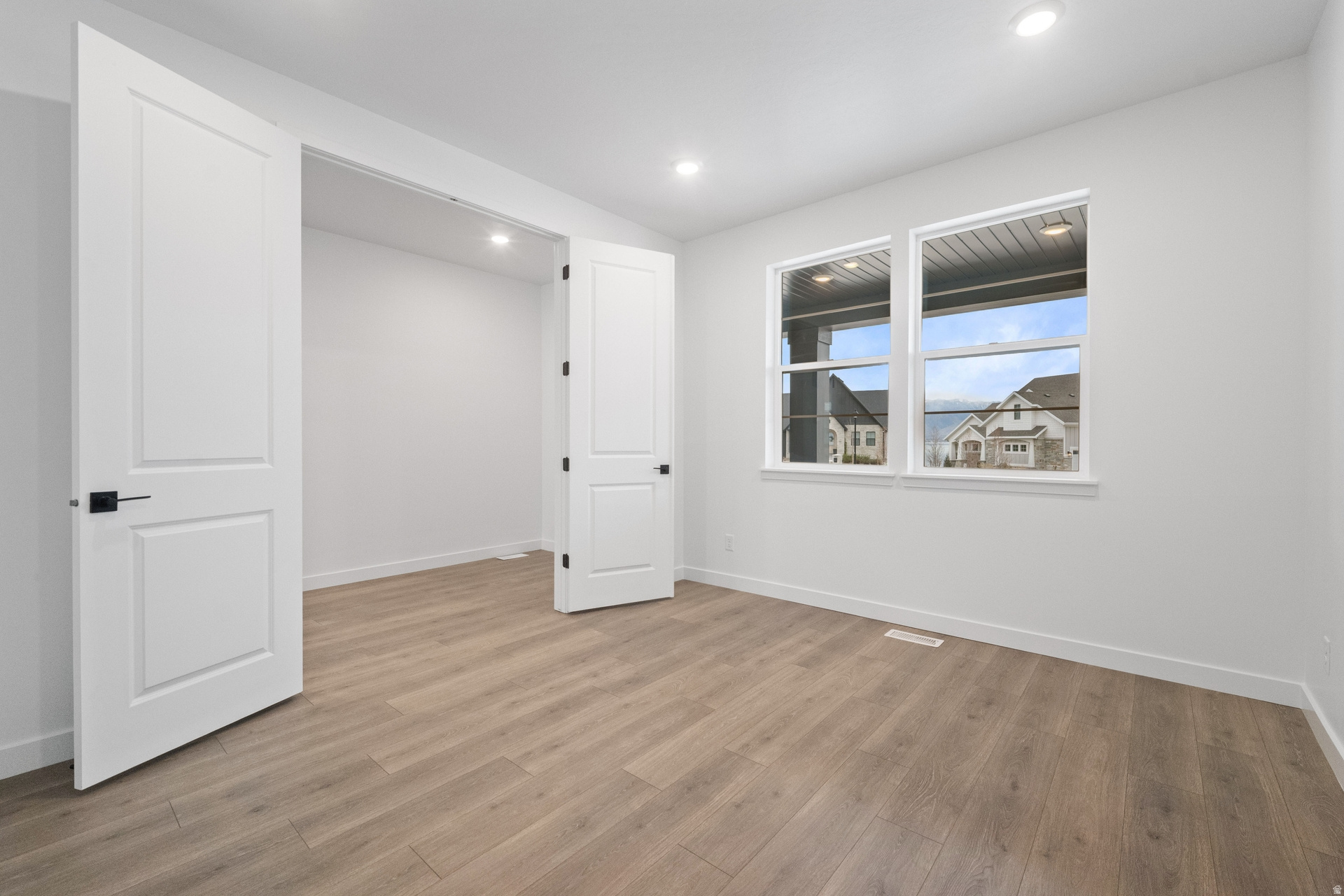 HERON HILLS - Residential