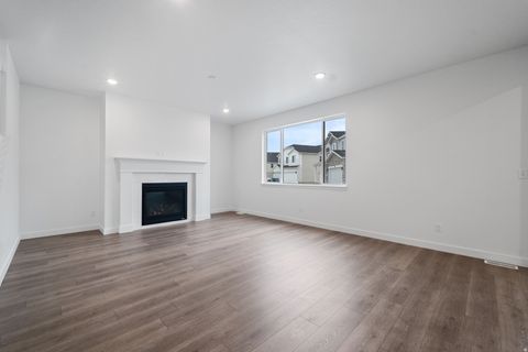 Tiny photo for 3317 S ZIGZAG HERON DR #801, Saratoga Springs, UT 84045 (MLS # 2142863)