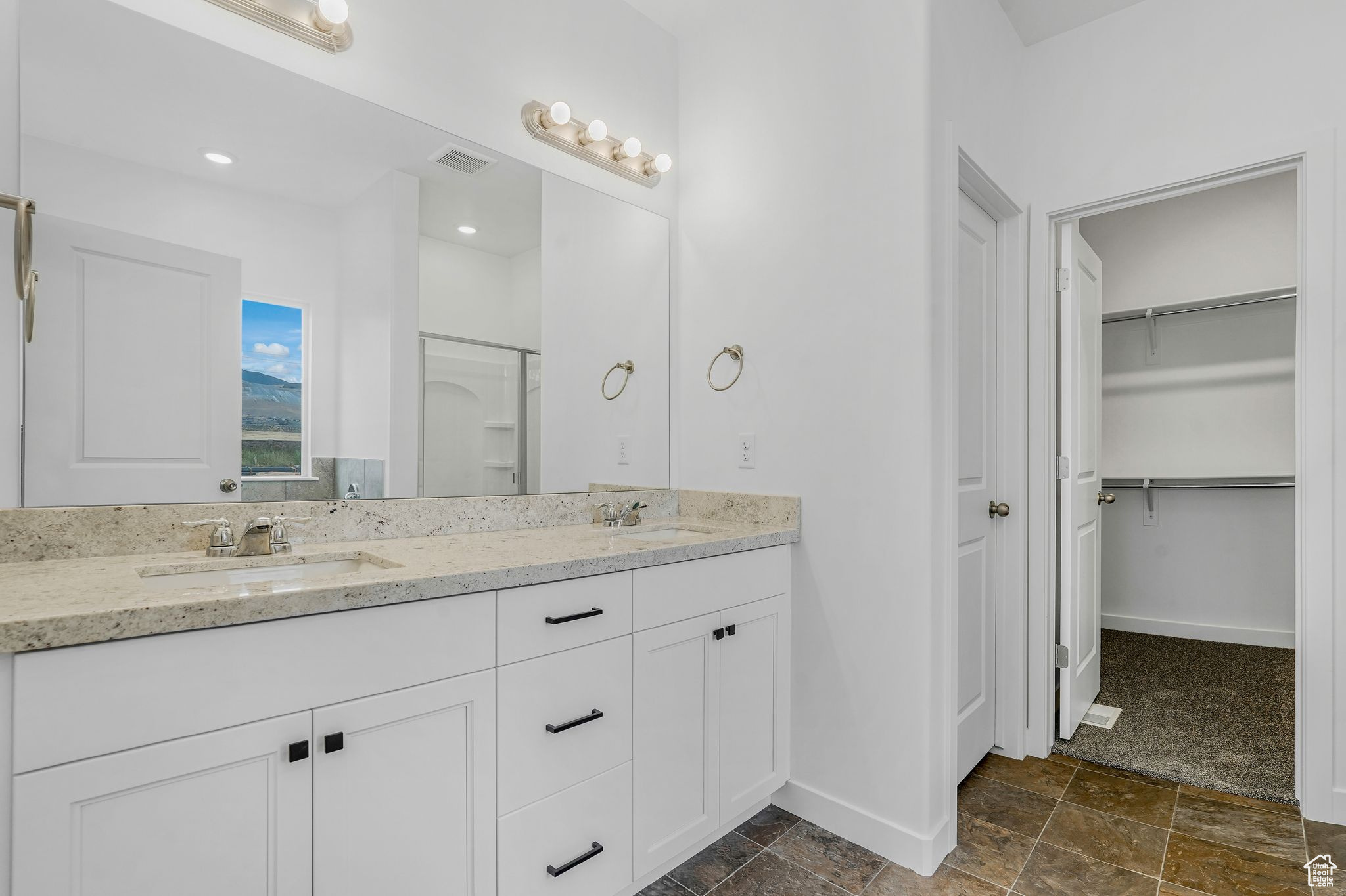 JACKSON - Residential