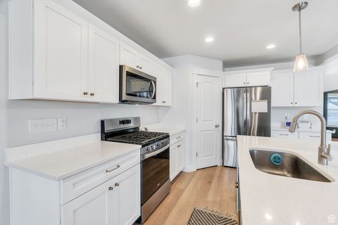 Tiny photo for 917 N OLSON DR, Saratoga Springs, UT 84045 (MLS # 2112040)