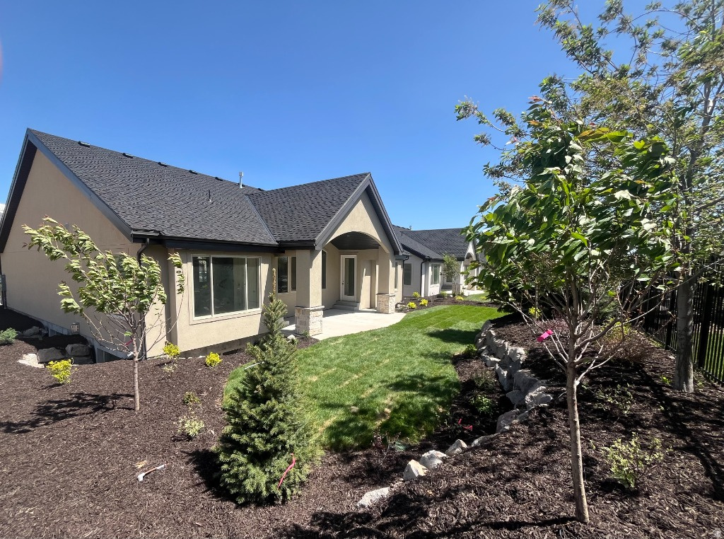 EAGLE POINT COTTAGES - Residential