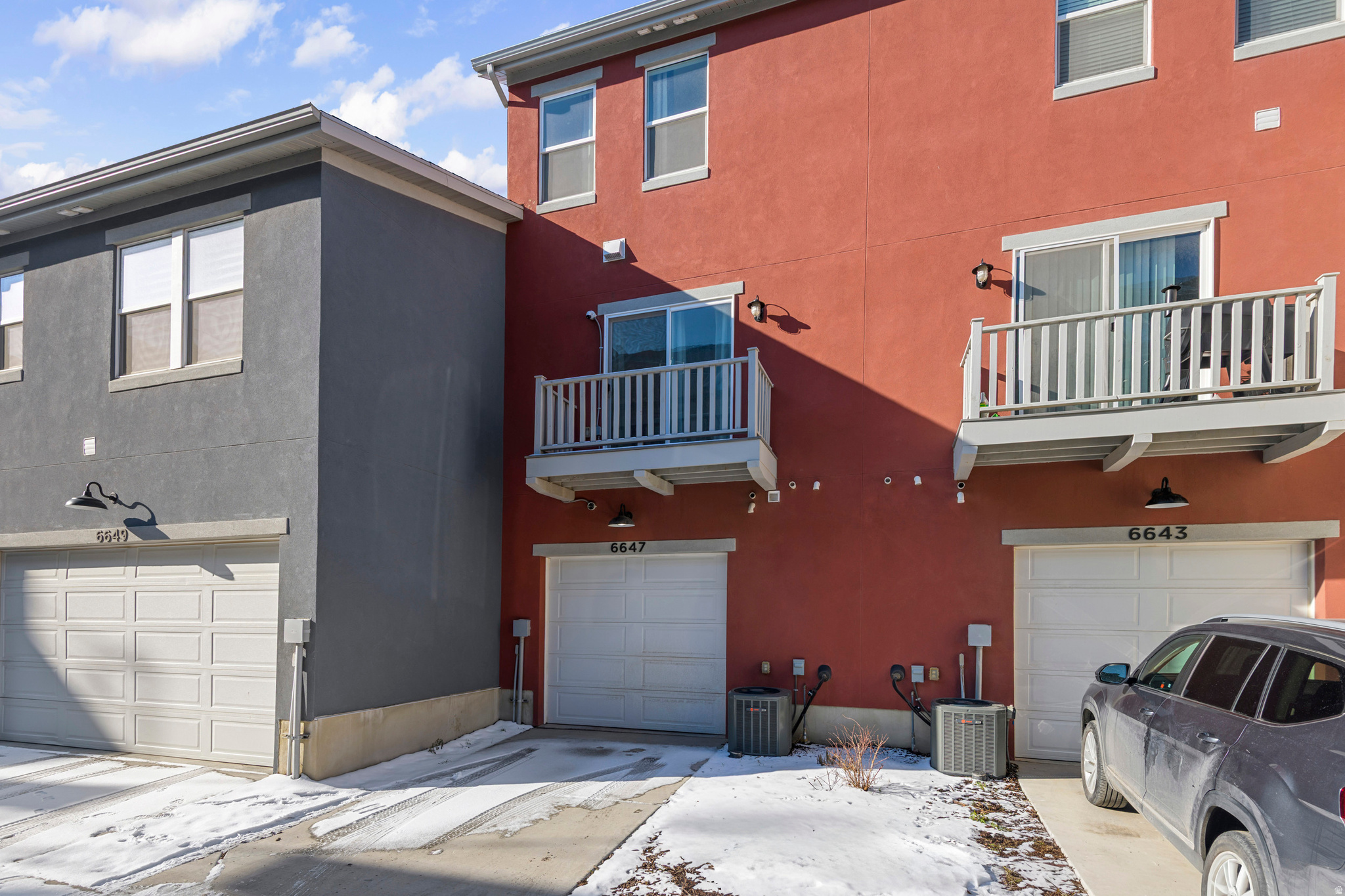 DAYBREAK - Residential