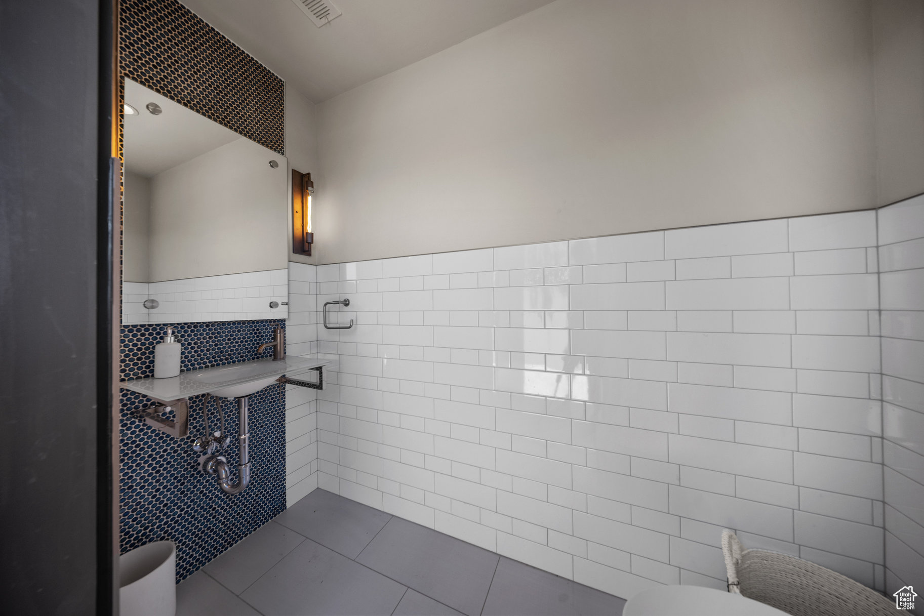 LEDGES OF ST GEORGE - Residential