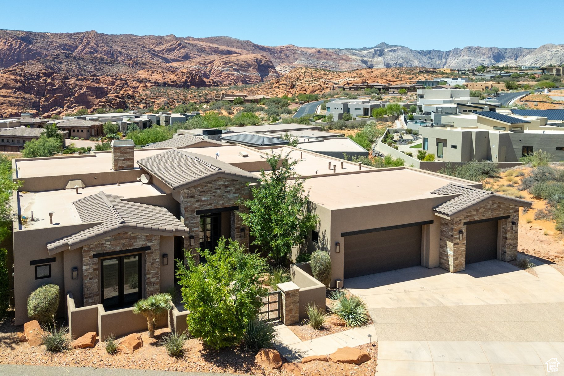 LEDGES OF ST GEORGE - Residential