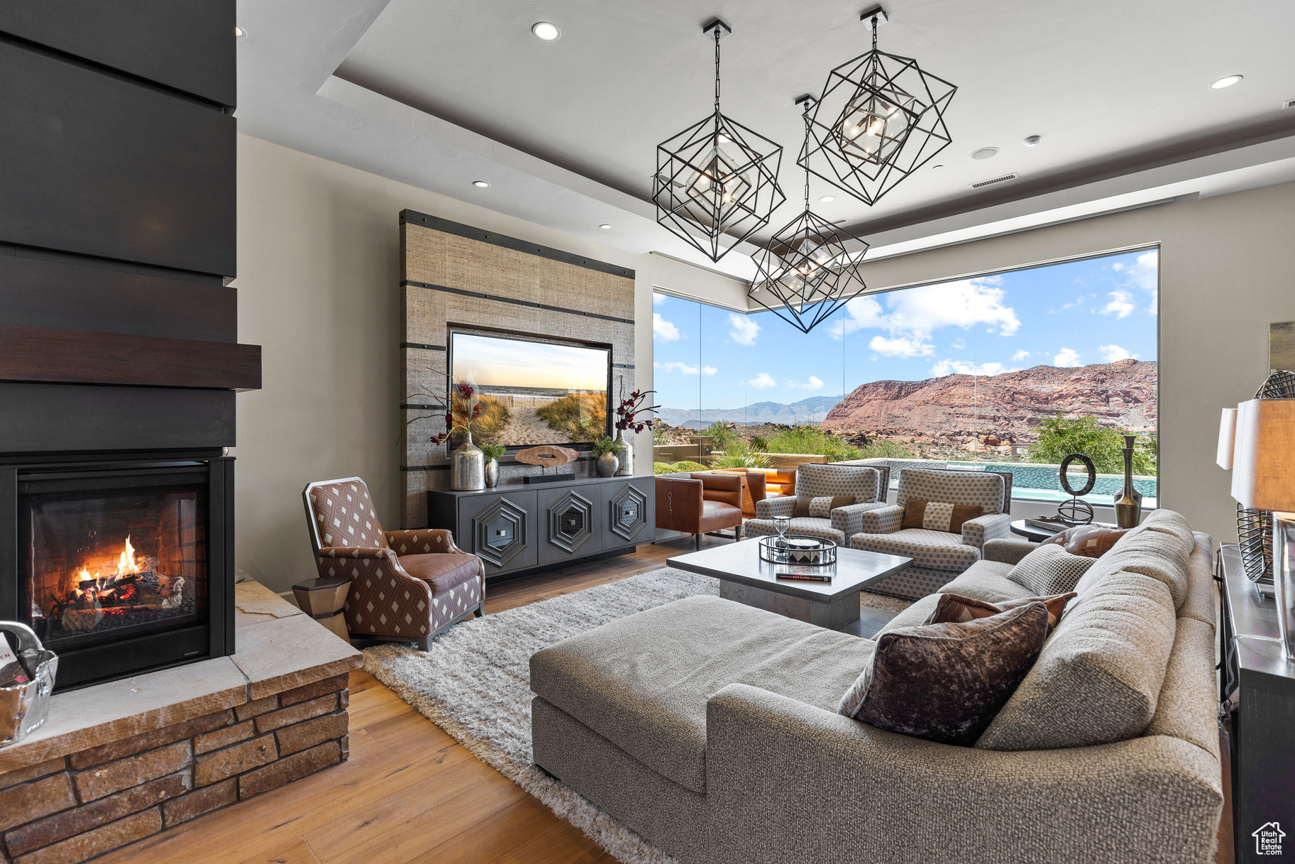 LEDGES OF ST GEORGE - Residential