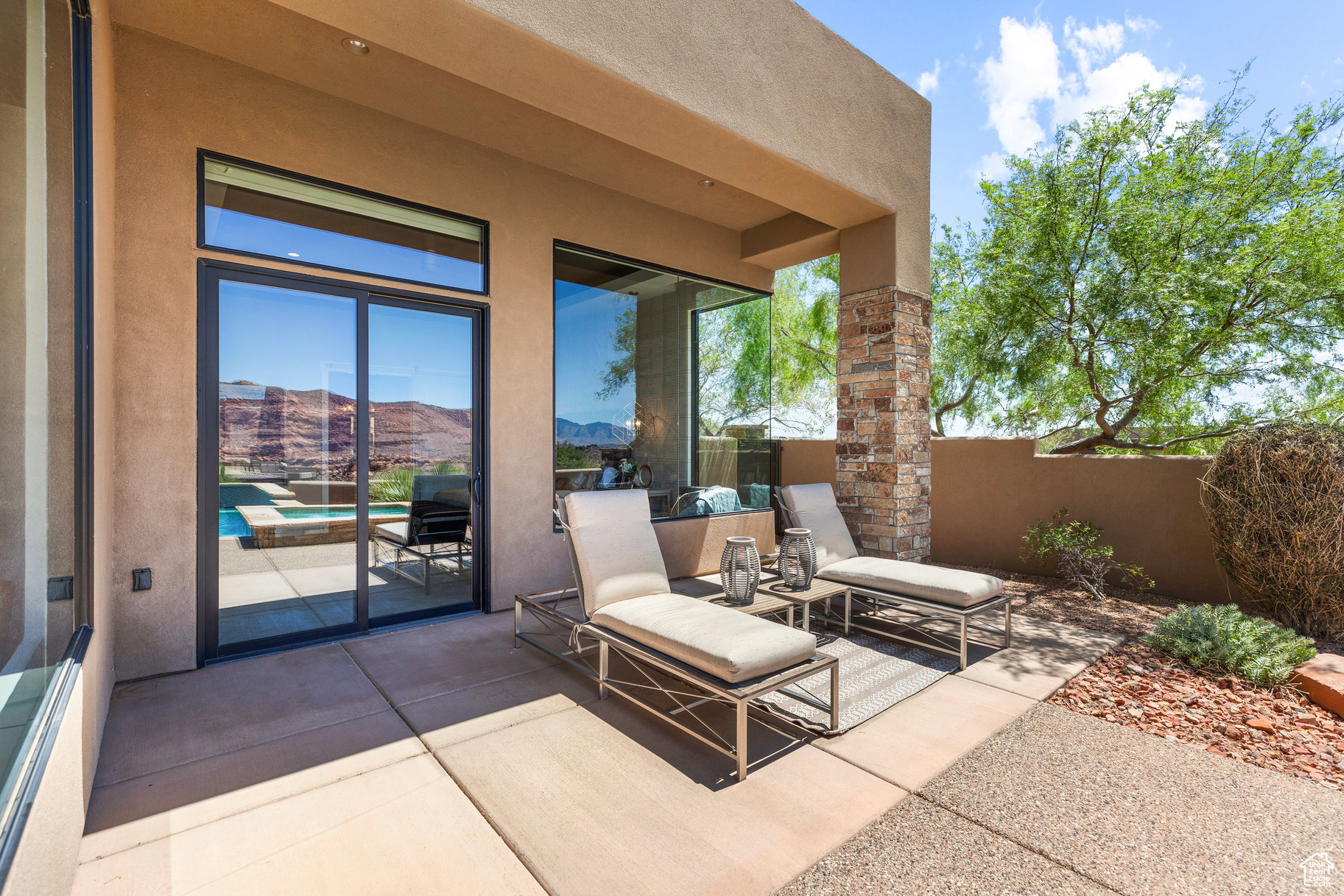LEDGES OF ST GEORGE - Residential