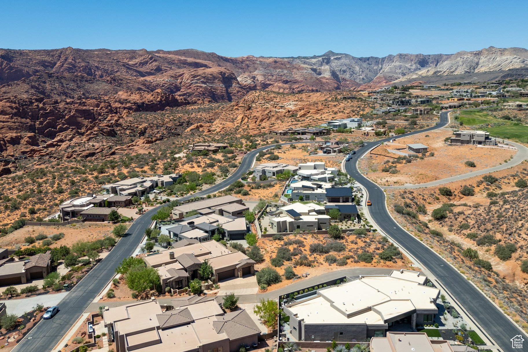 LEDGES OF ST GEORGE - Residential