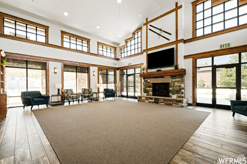 OAK VISTA # 7A AT SU - Residential