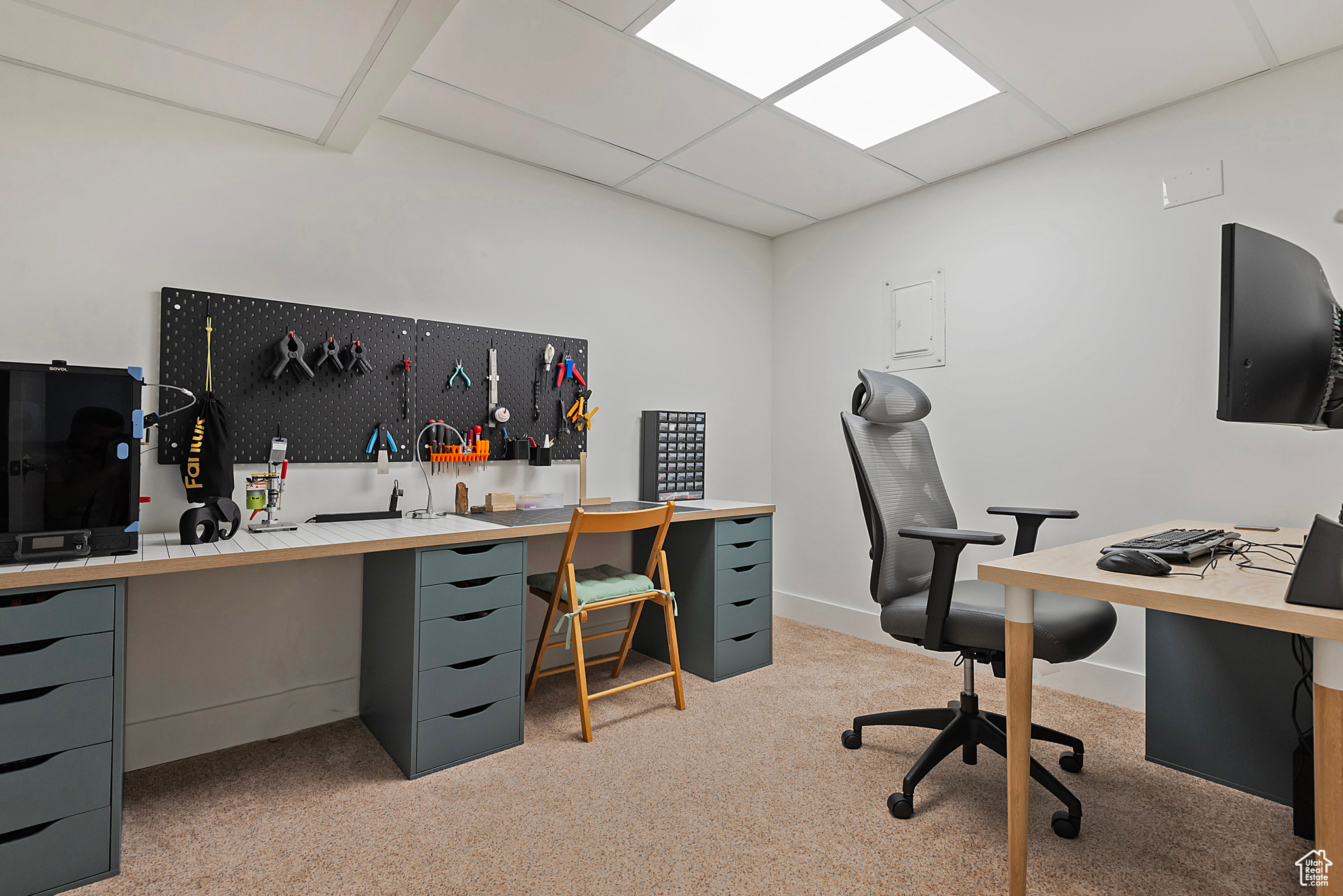 North Salt Lake, Utah 84054, United States, 4 Bedrooms Bedrooms, ,3 BathroomsBathrooms,Residential,Pending,141153