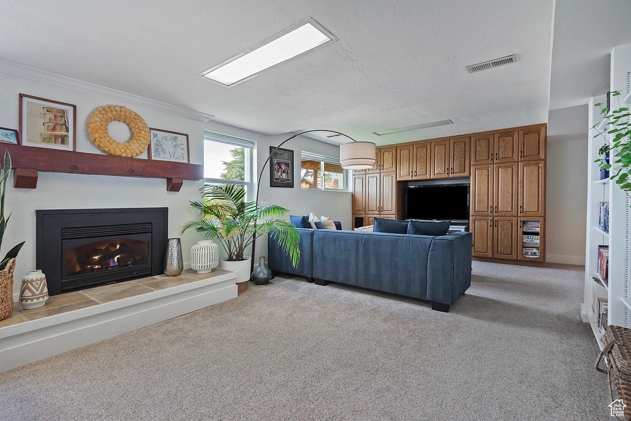 North Salt Lake, Utah 84054, United States, 4 Bedrooms Bedrooms, ,3 BathroomsBathrooms,Residential,Pending,141153