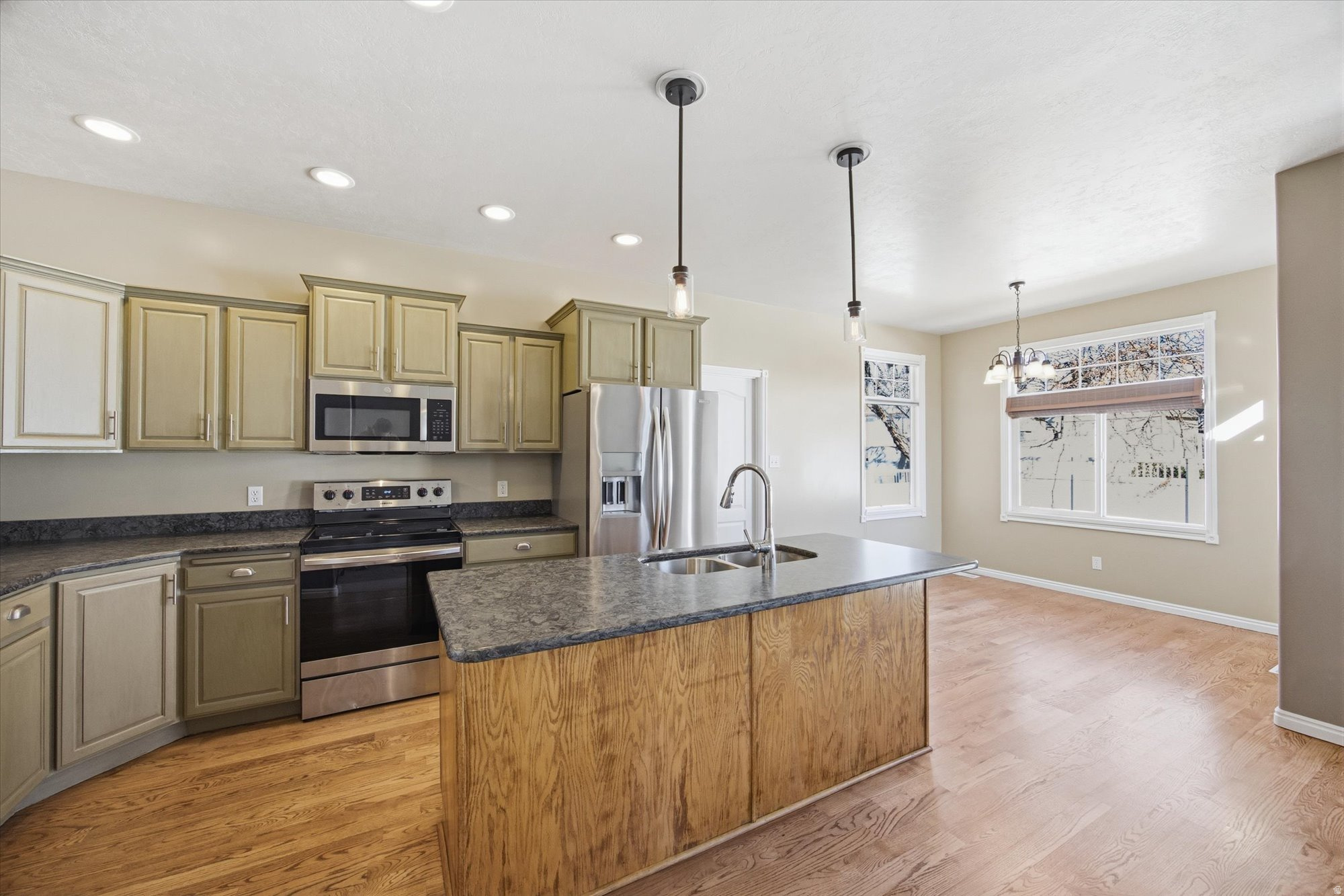 LAKE VIEW HILLS - Residential