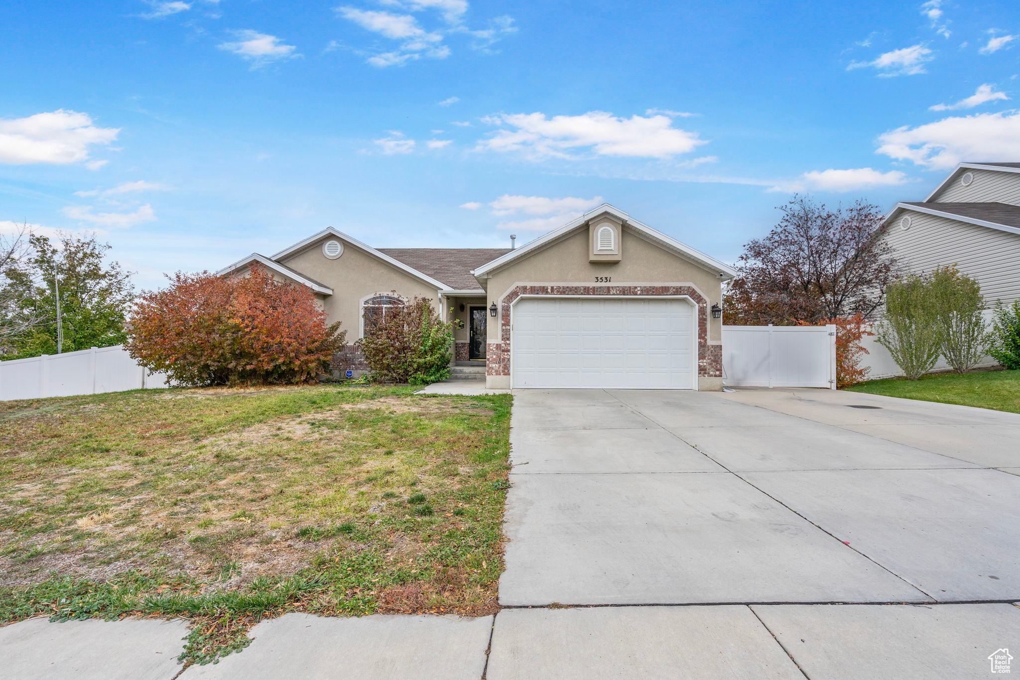 3531 S Swan Lake Cir, Magna, Utah image 2