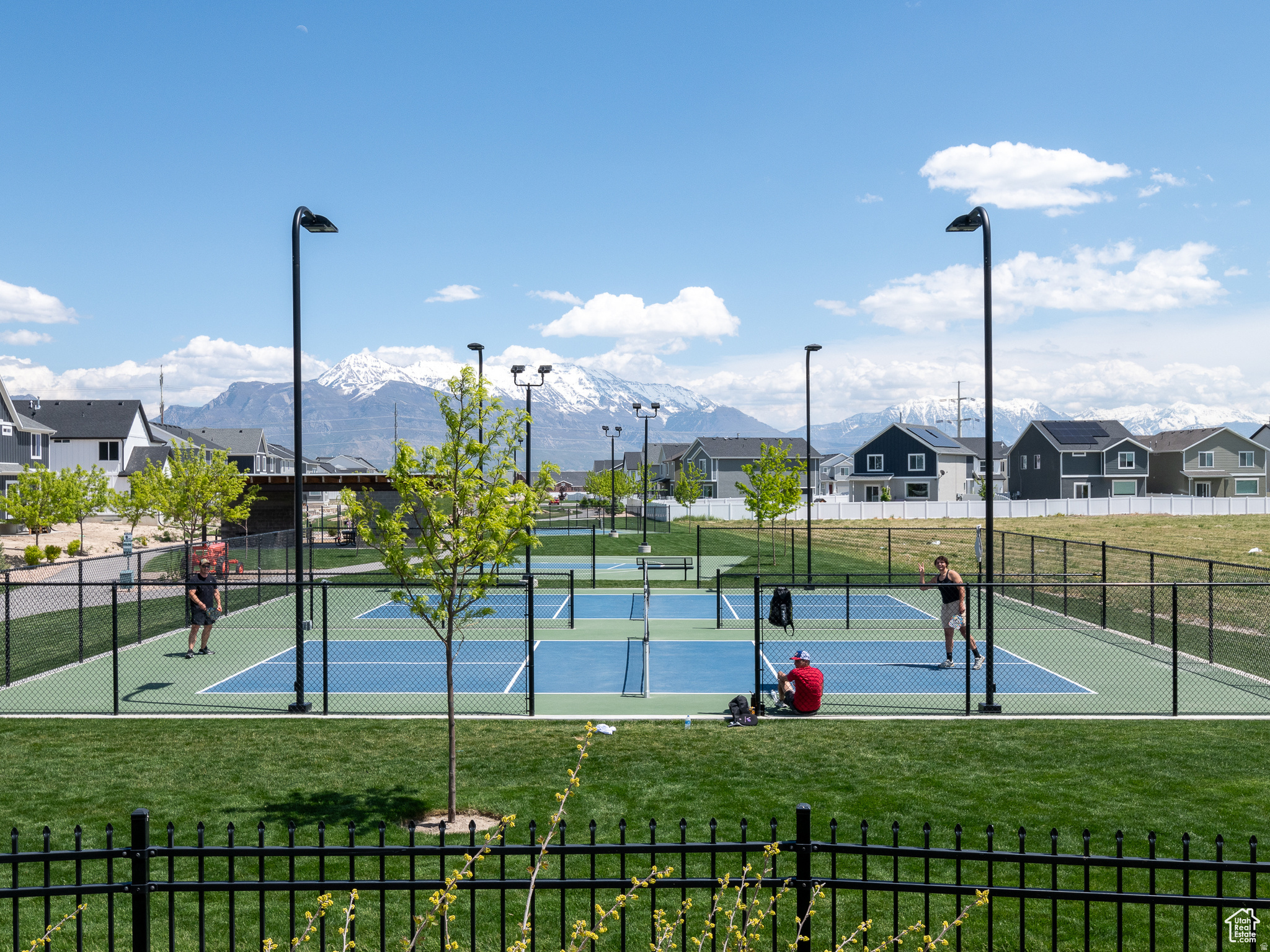 SPRING RANCH - Residential