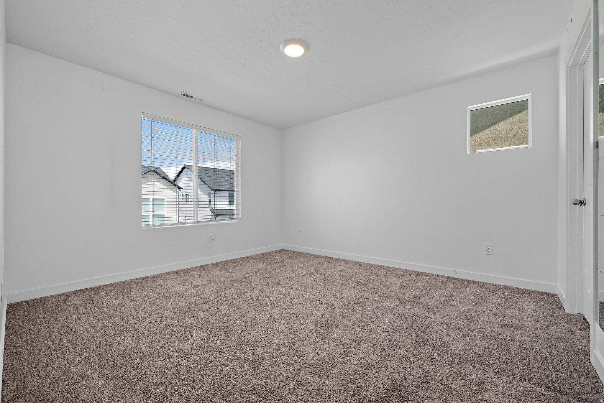 SPRING RANCH - Residential