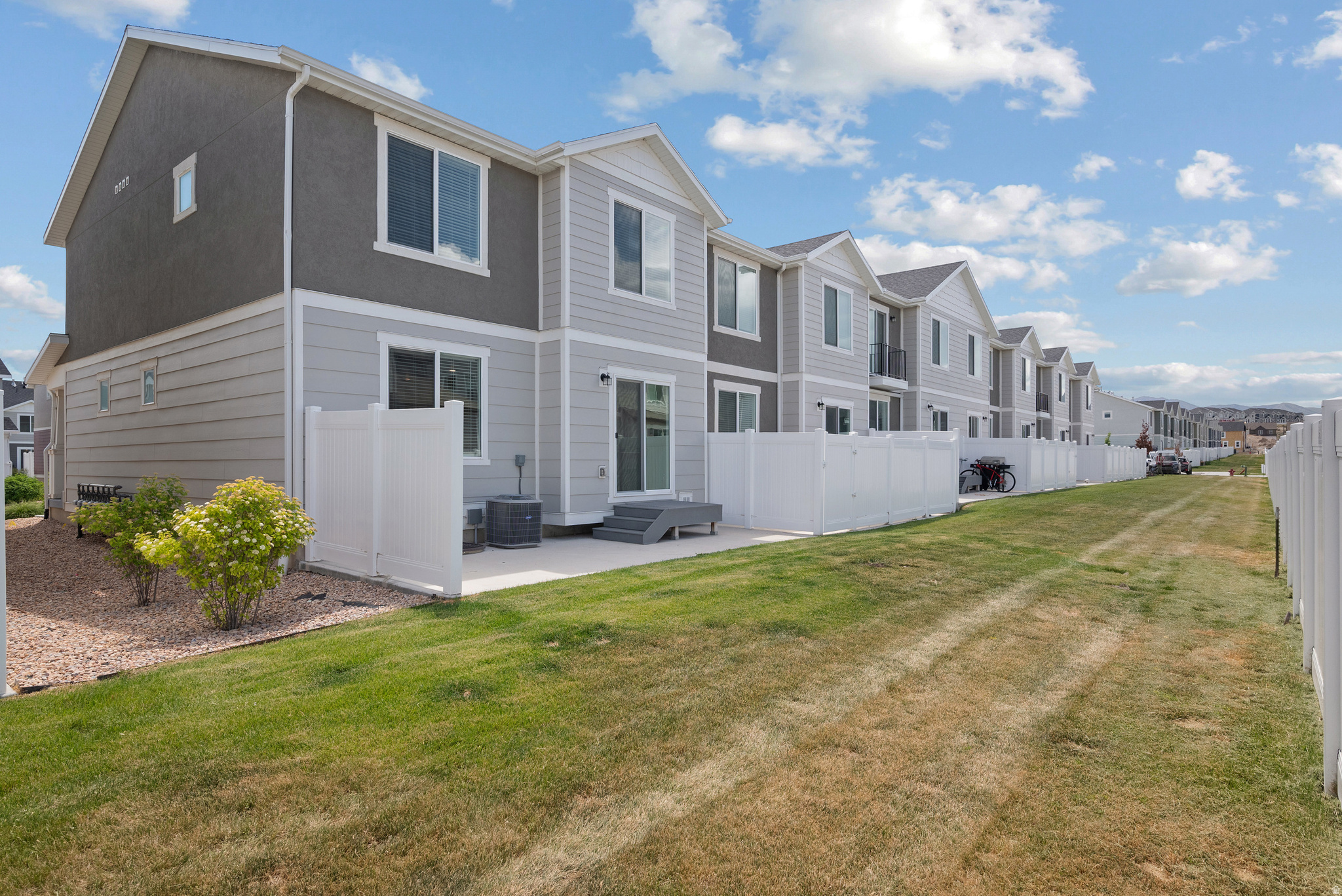 SPRING RANCH - Residential