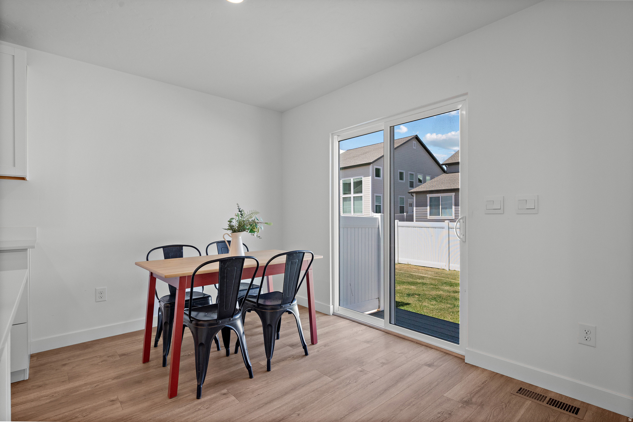 SPRING RANCH - Residential