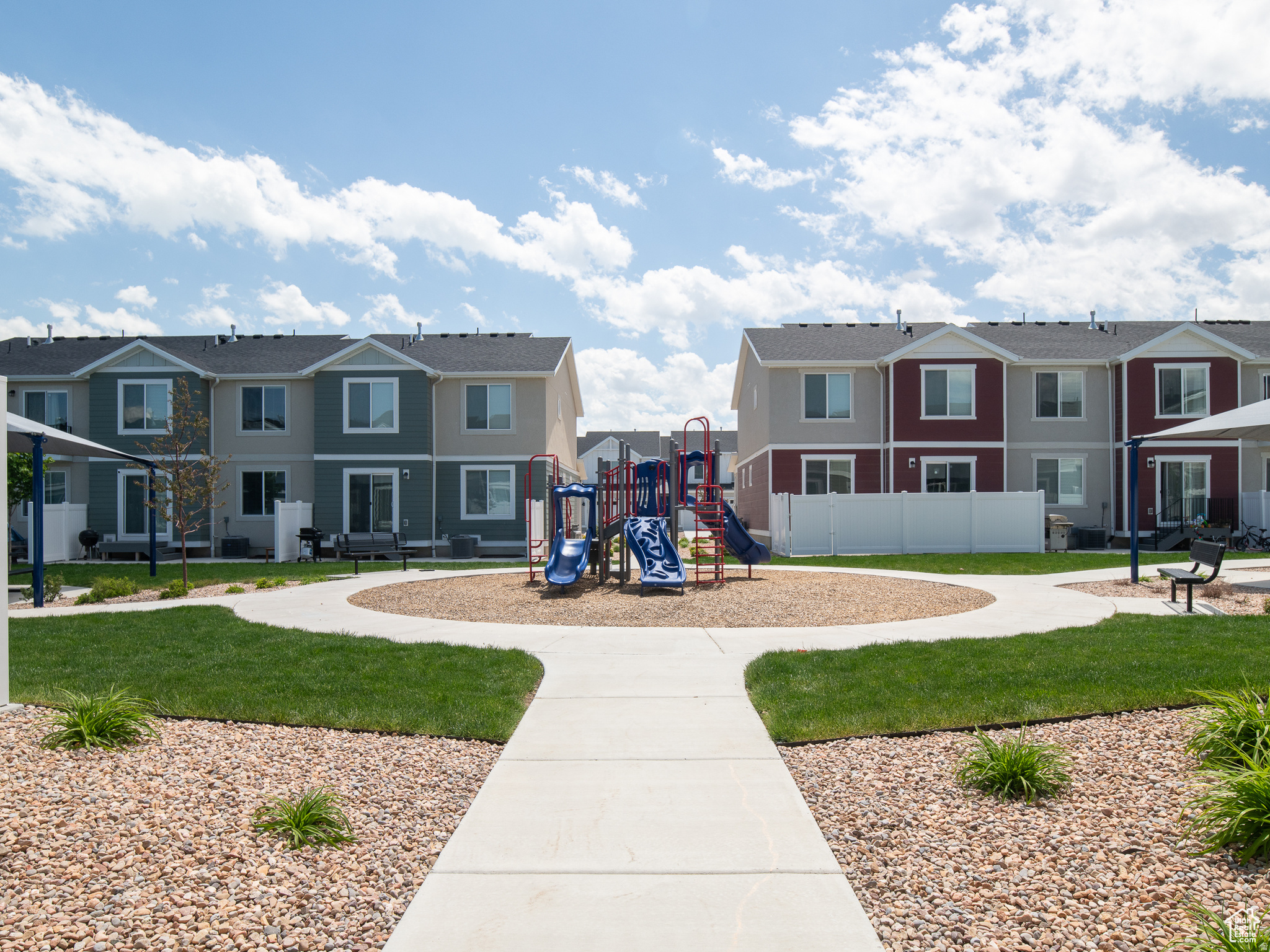 SPRING RANCH - Residential