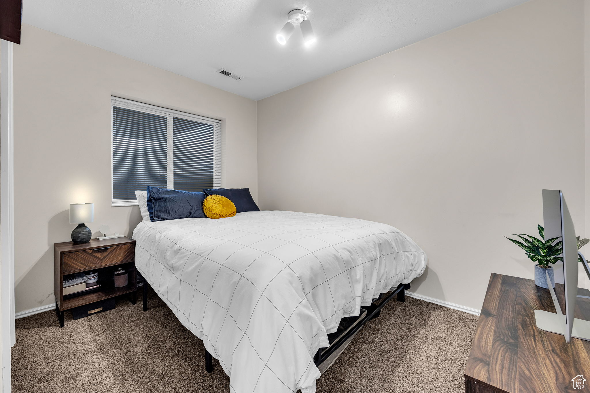 DAY DREAM MEADOWS - Residential