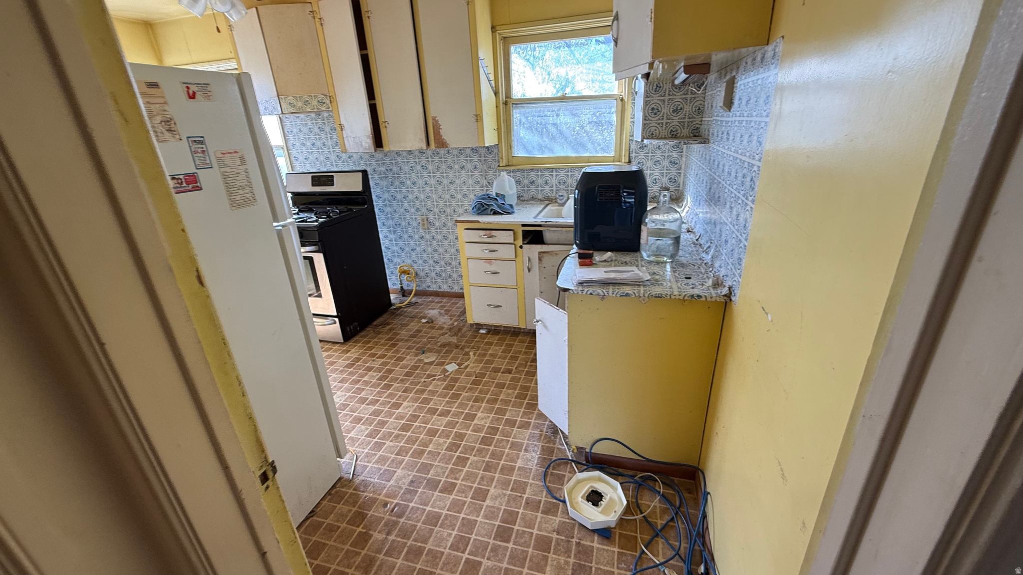 BROOKSIDE - Residential