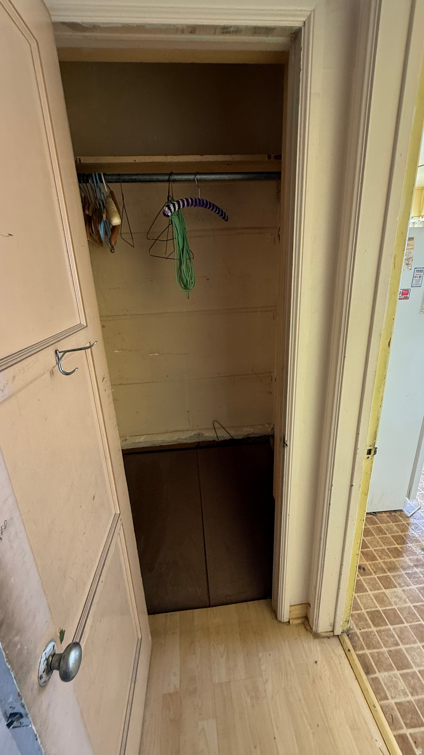 BROOKSIDE - Residential