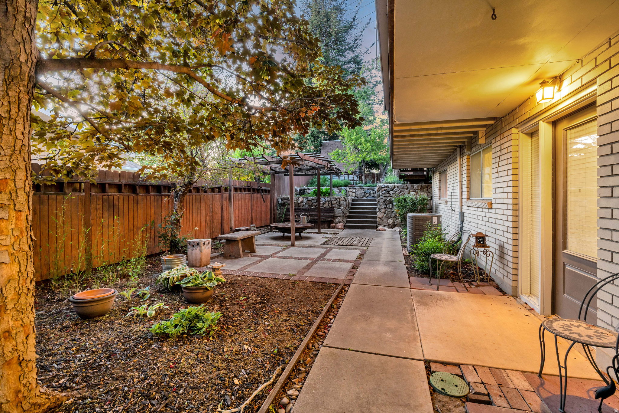 BOUNTIFUL LAKE HILLS - Residential