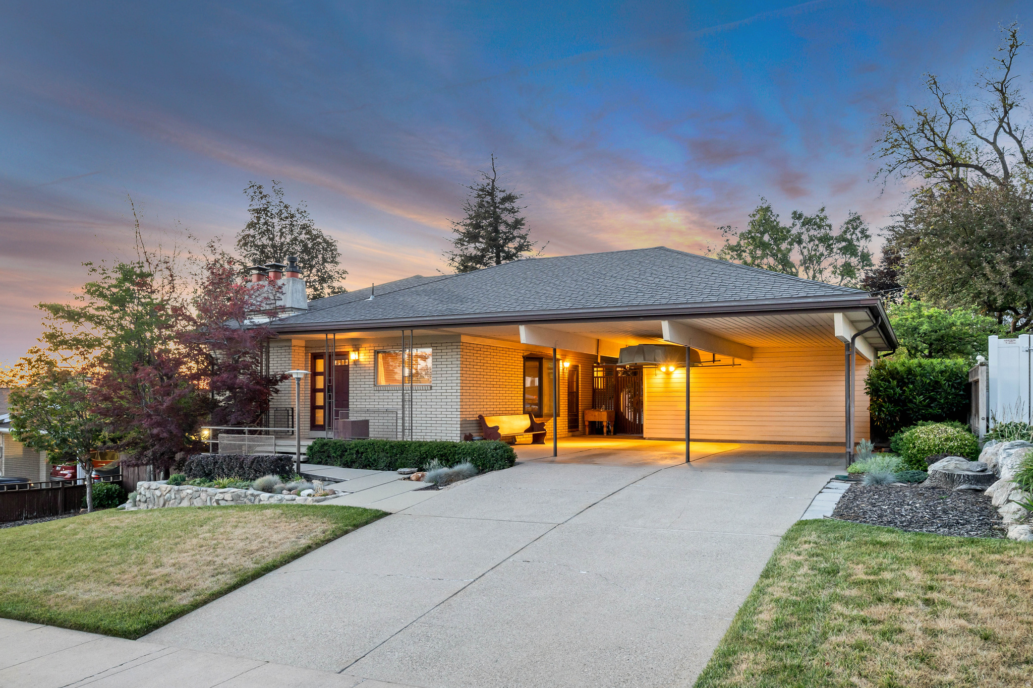 BOUNTIFUL LAKE HILLS - Residential