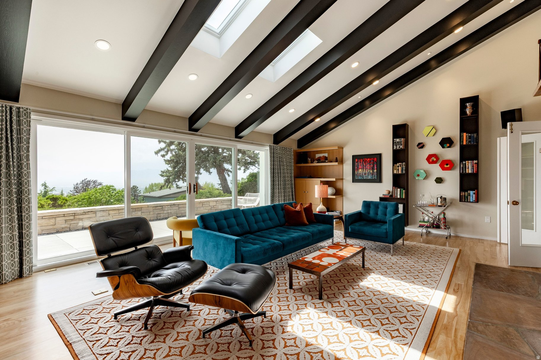NORTH CREST - Residential