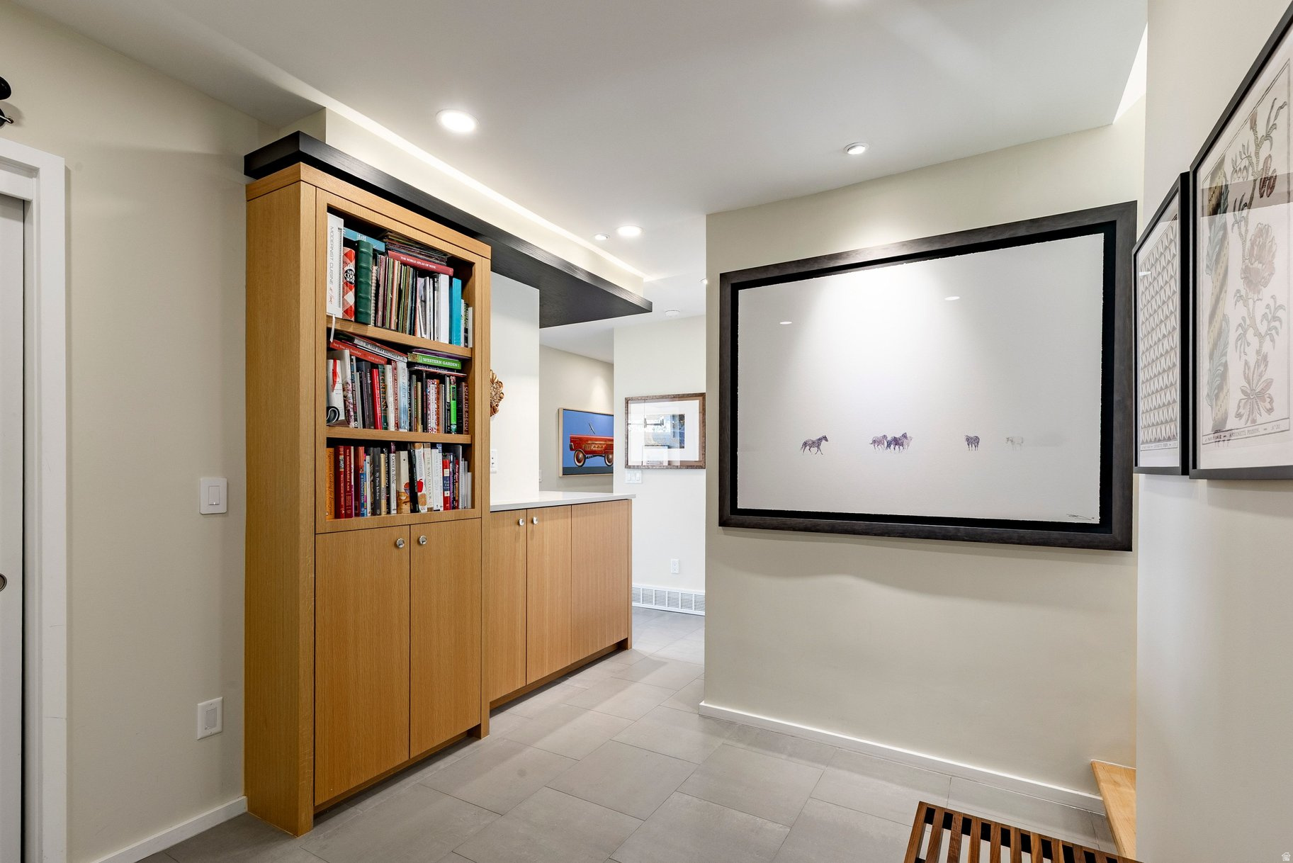 NORTH CREST - Residential
