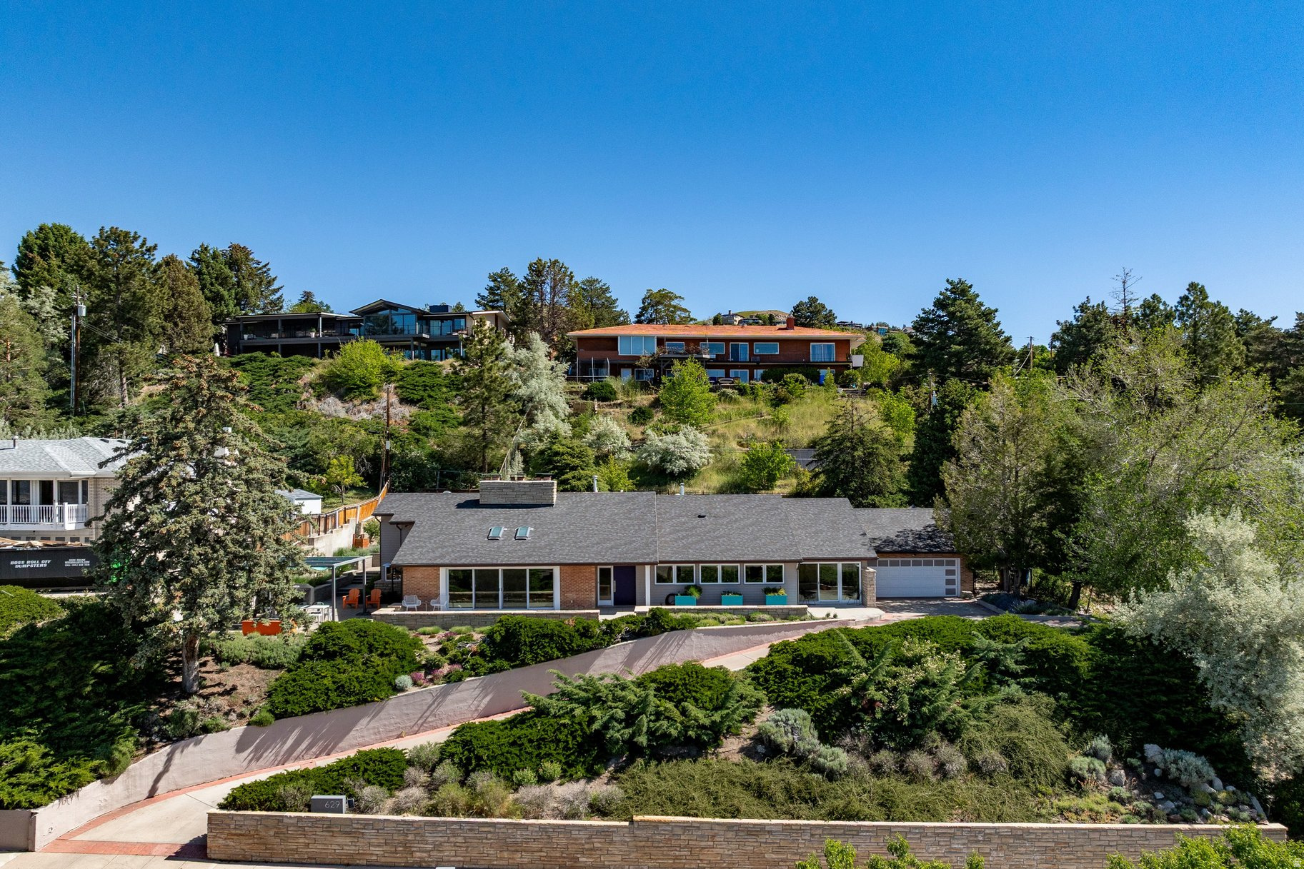 NORTH CREST - Residential