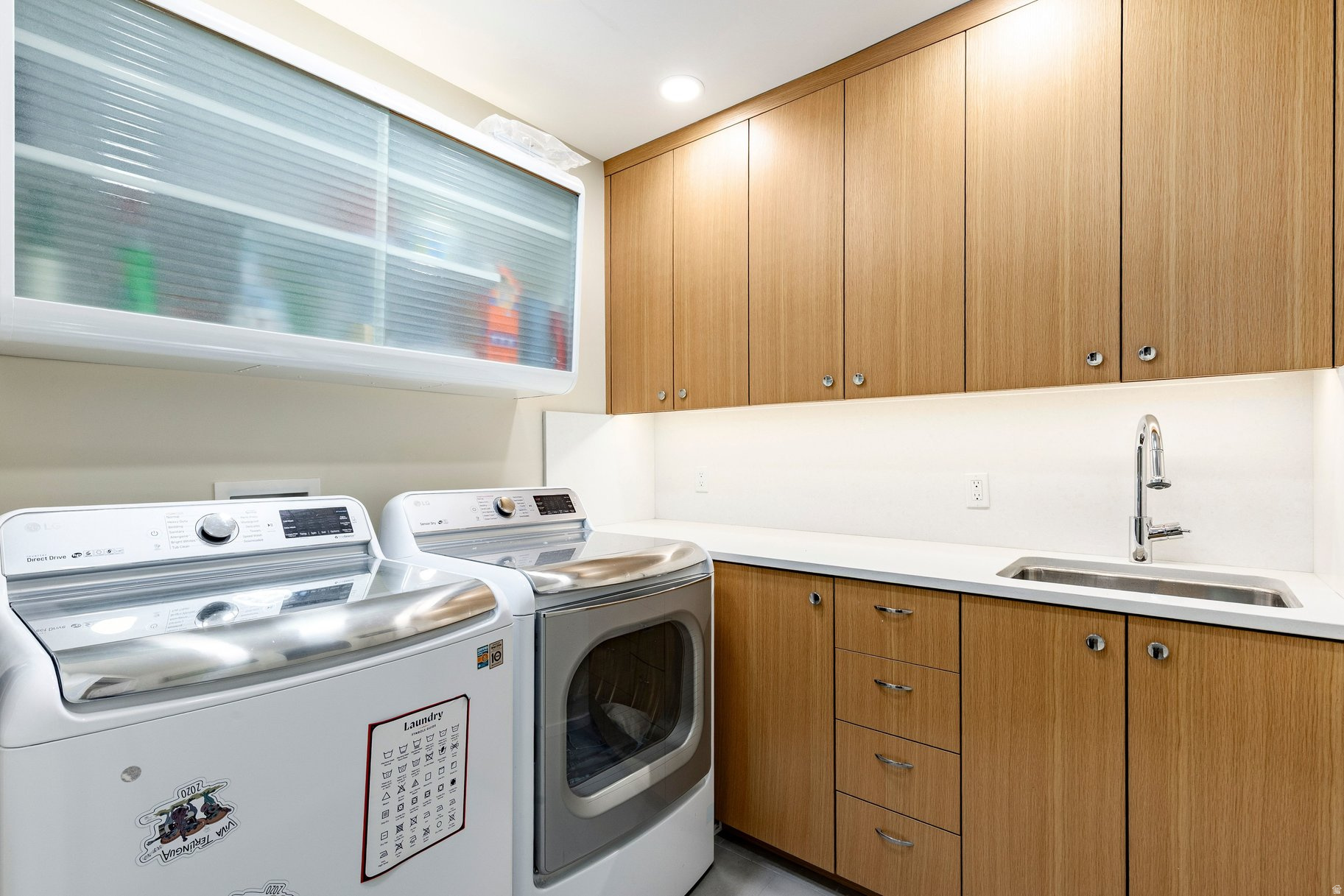 NORTH CREST - Residential