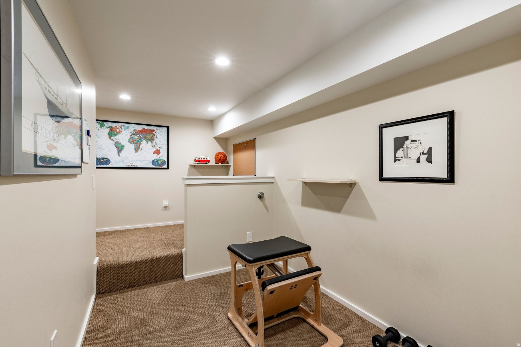 NORTH CREST - Residential