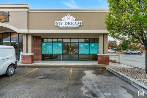 Photo of 1098 W SOUTH JORDAN PKWY #111, South Jordan, UT 84095 (MLS # 2192023)